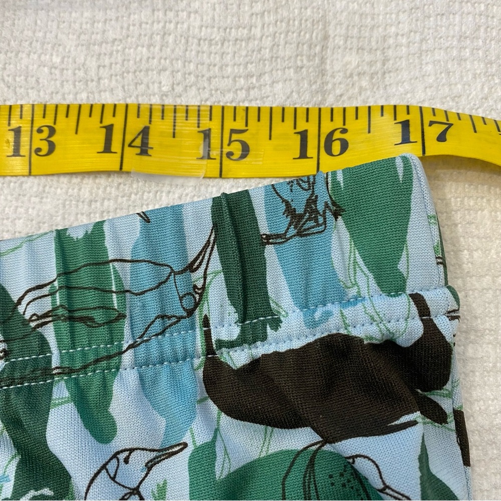 PATAGONIA Base Layer, Lounge or Pajama pants
Hard to Find Penguin Print - Picture 8 of 8